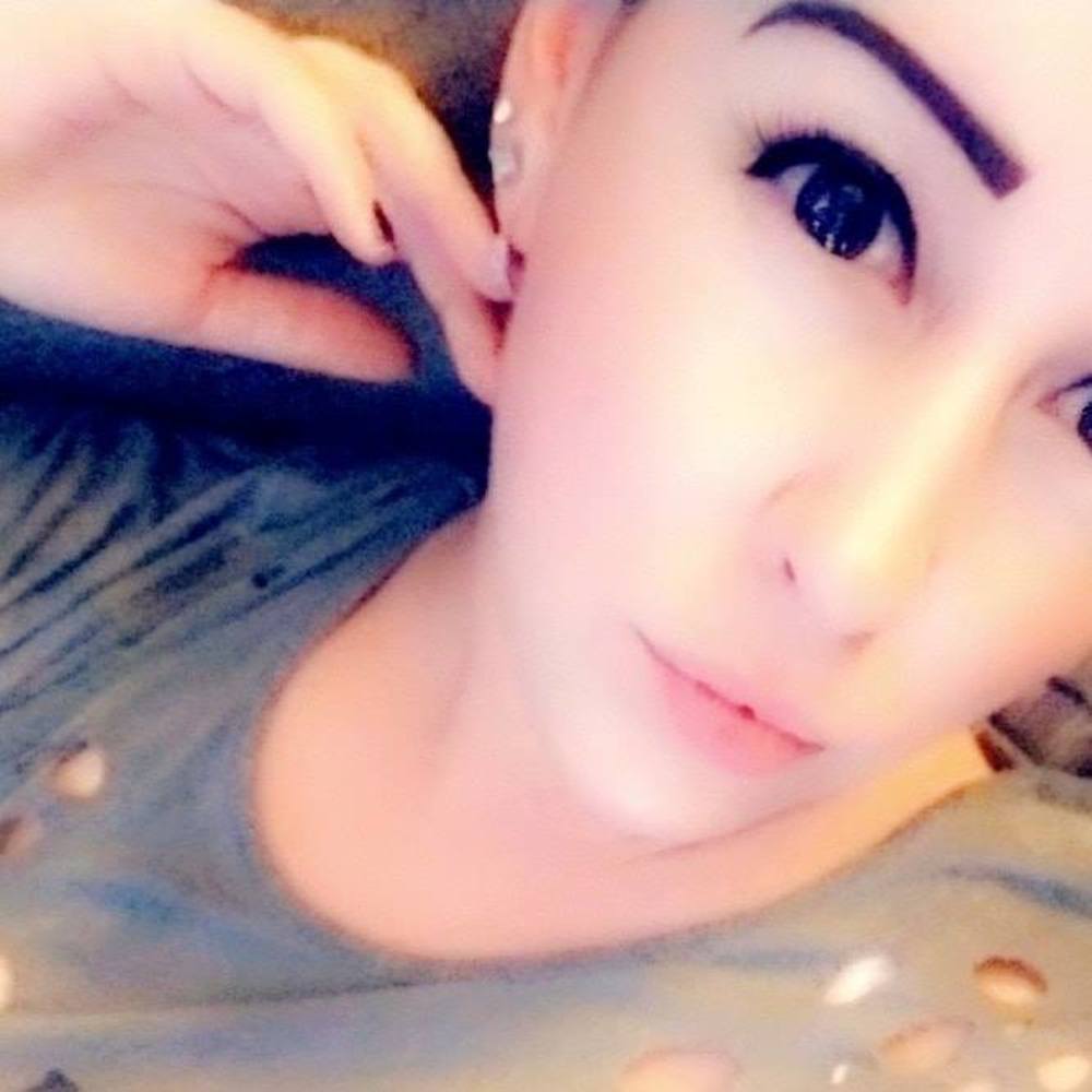 Meet your Posher, Carrie